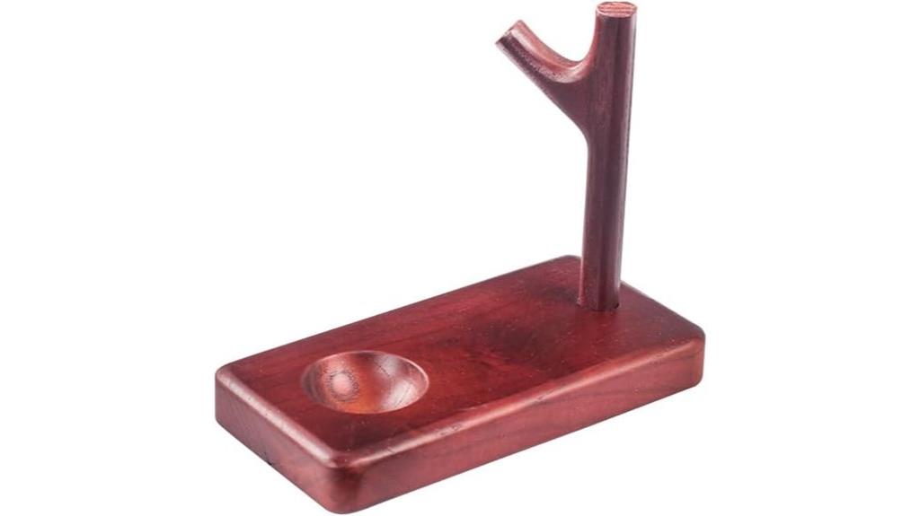 wooden tobacco pipe holder
